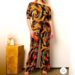 Plus Size Black/Orange Short Sleeve Romper